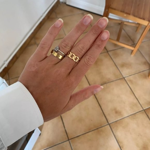 🍒  Chain Link Ring - Picture 9 of 10